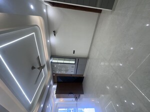 3 BHK Builder Floor For Rent in Sector 52