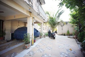5 BHK Villa – Exterior View View at Gandhinagar Mahudi Main Road - for Sale