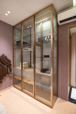  2 BHK Apartment at Neelam Signature Residences, Mulund East – for Sale