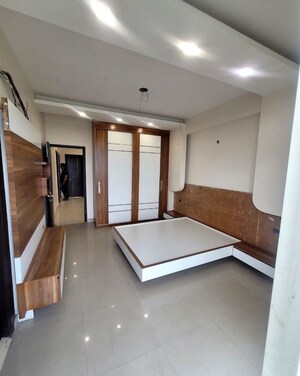 Room in 3.5 BHK Apartment at Today Ridge Residency, Sector 135 – for Sale