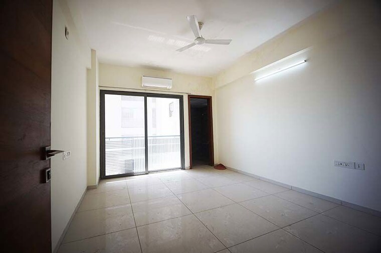 Room, ambli 5 Bedroom 5470 Sq.Ft. Apartment In Ambli Ahmedabad 10558026