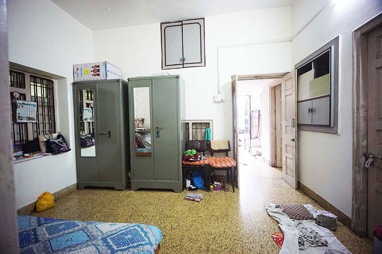  Parking, shahibagh 4 Bedroom 222 Sq.Yd. Independent House In Shahibagh Ahmedabad 10558202