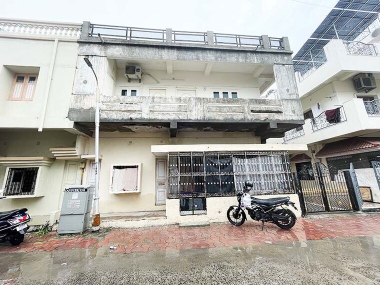 Exterior View, shahibagh 4 Bedroom 222 Sq.Yd. Independent House In Shahibagh Ahmedabad 10558202