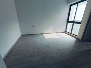 Room in 4 BHK Apartment at Birla Navya, Sector 63a – for Rent