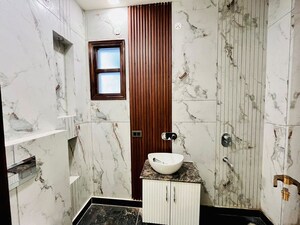 6+ BHK Independent House For Sale in Ashok Vihar