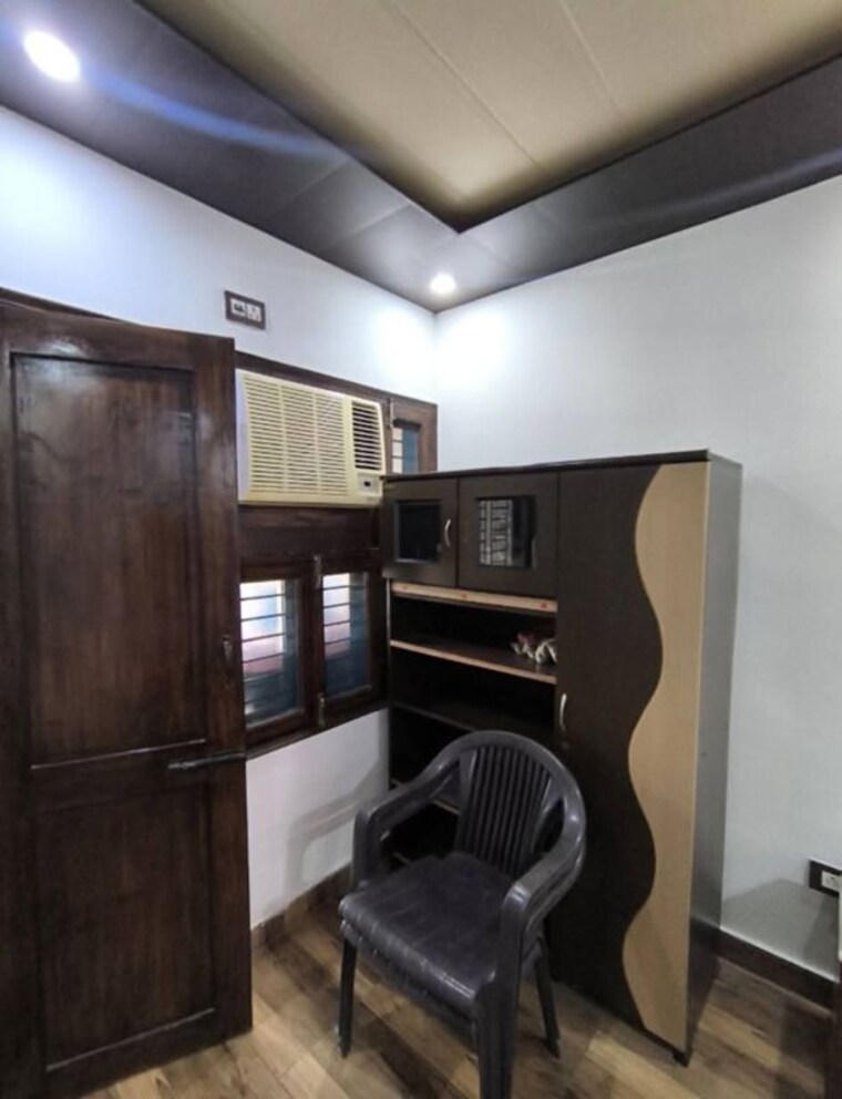 Living Room, ashoka enclave 1 RK 1000 Sq.Ft. Builder Floor In Ashoka Enclave Faridabad 10558212