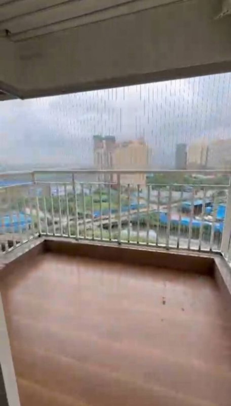 Swimming Pool, lodha-amara 2 Bedroom 780 Sq.Ft. Apartment In Kolshet Road Thane 10558214