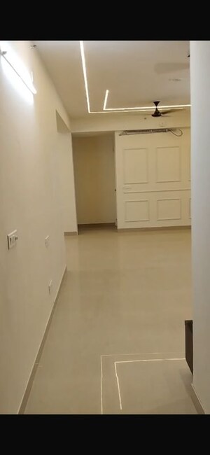 Room in 4 BHK Apartment at SARE Petioles, Sector 92 – for Rent
