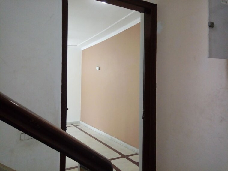 Room, sector 55 2 Bedroom 1200 Sq.Ft. Builder Floor In Sector 55 Gurgaon 10558222