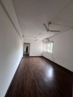 2 BHK Apartment For Rent in Juhu