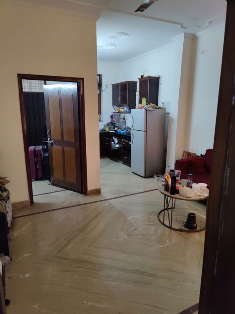 Room, sector 51 2 Bedroom 1200 Sq.Ft. Builder Floor In Sector 51 Gurgaon 10558247