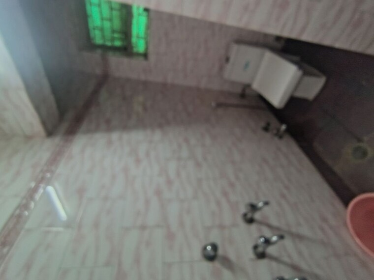 Bathroom, malviya nagar 2 Bedroom 1200 Sq.Ft. Builder Floor In Malviya Nagar Delhi 10558285