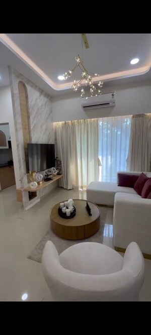 Team Area in 2 BHK Apartment at Puraniks Rahayu, Ghodbunder Road – for Sale