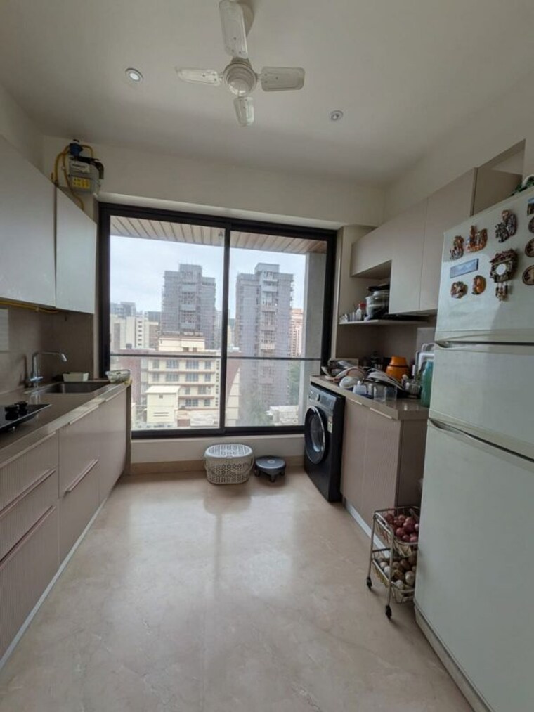 Kitchen, khar west 2 Bedroom 700 Sq.Ft. Apartment In Khar West Mumbai 10558309