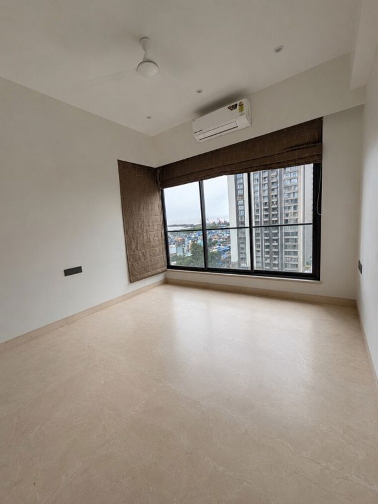 Room, khar west 2 Bedroom 700 Sq.Ft. Apartment In Khar West Mumbai 10558309
