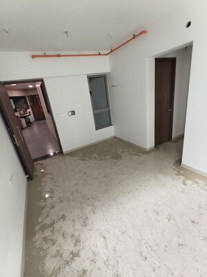 1 BHK Apartment For Sale in Kalpataru Parkcity, Kolshet Road