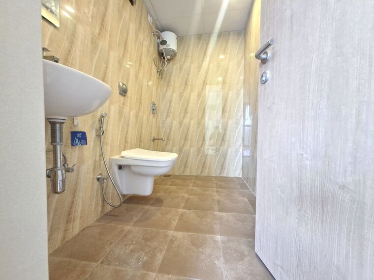 Bathroom, lodha-crown-kolshet 2 Bedroom 530 Sq.Ft. Apartment In Kolshet Road Thane 10558376