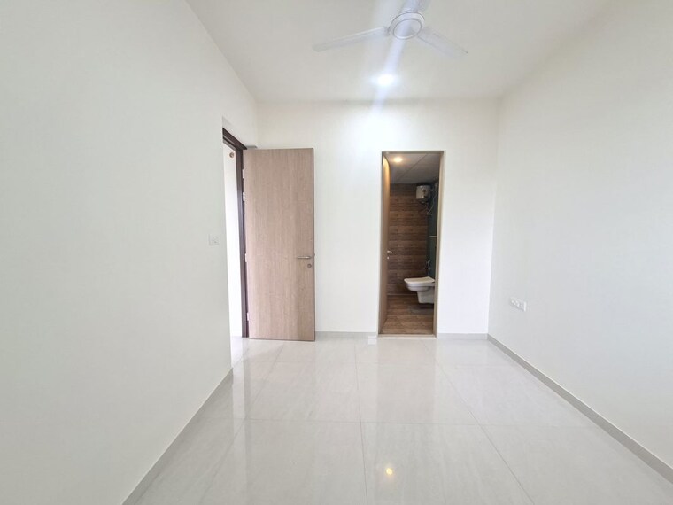Master Bedroom, lodha-crown-kolshet 2 Bedroom 530 Sq.Ft. Apartment In Kolshet Road Thane 10558376