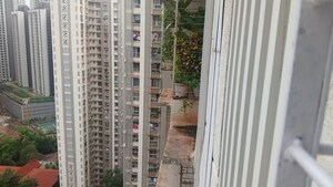1 BHK Apartment For Rent in Raymond Ten X Habitat, Pokhran Road No Two