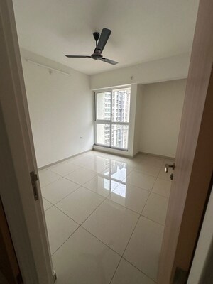 Bathroom in 1 BHK Apartment at Raymond Ten X Habitat, Pokhran Road No Two – for Rent