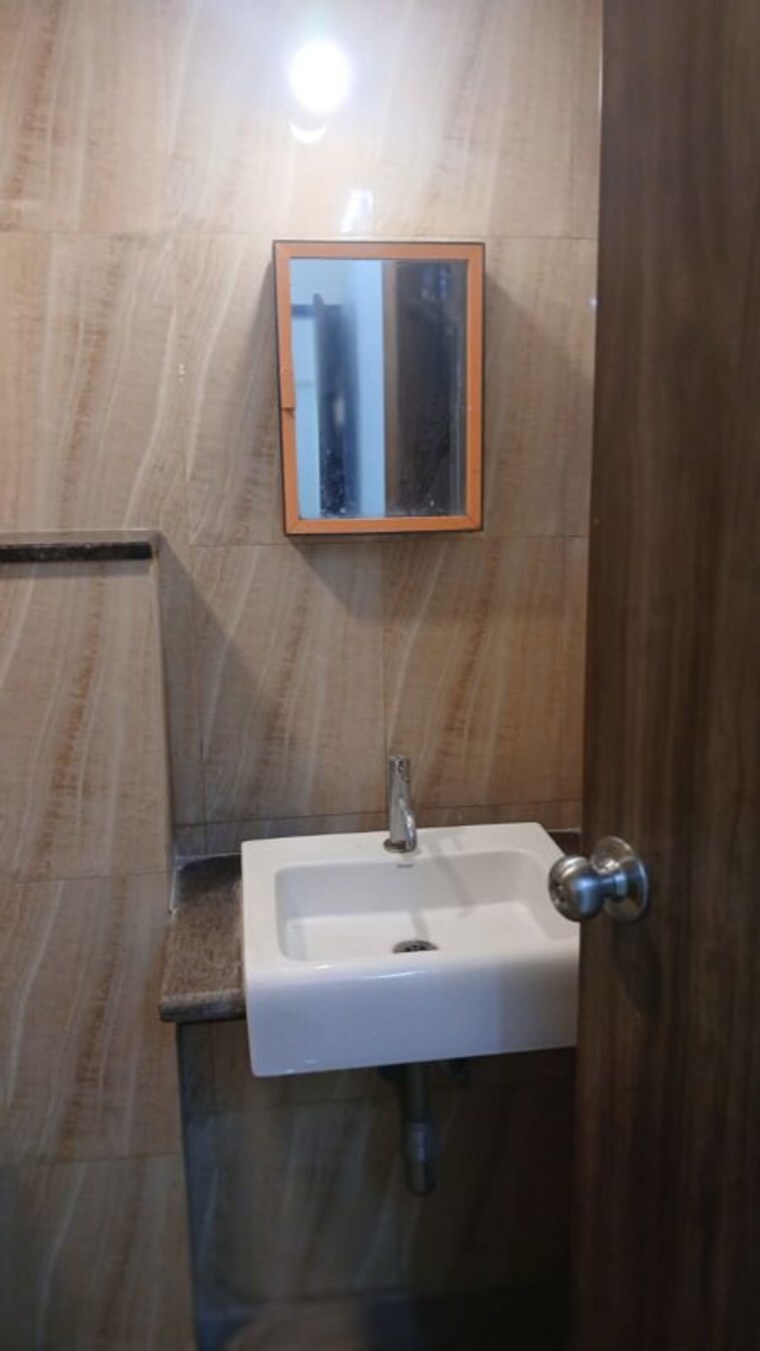 Bathroom, raymond-ten-x-habitat 1 Bedroom 432 Sq.Ft. Apartment In Pokhran Road No Two Thane 10558334