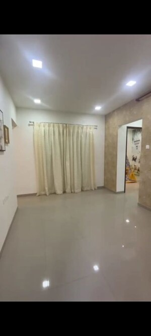Building Lobby in 2 BHK Apartment at Kalpataru Paramount A, Thane West – for Sale