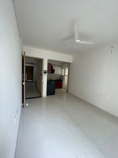 2.5 BHK Apartment For Rent in Godrej Park Greens