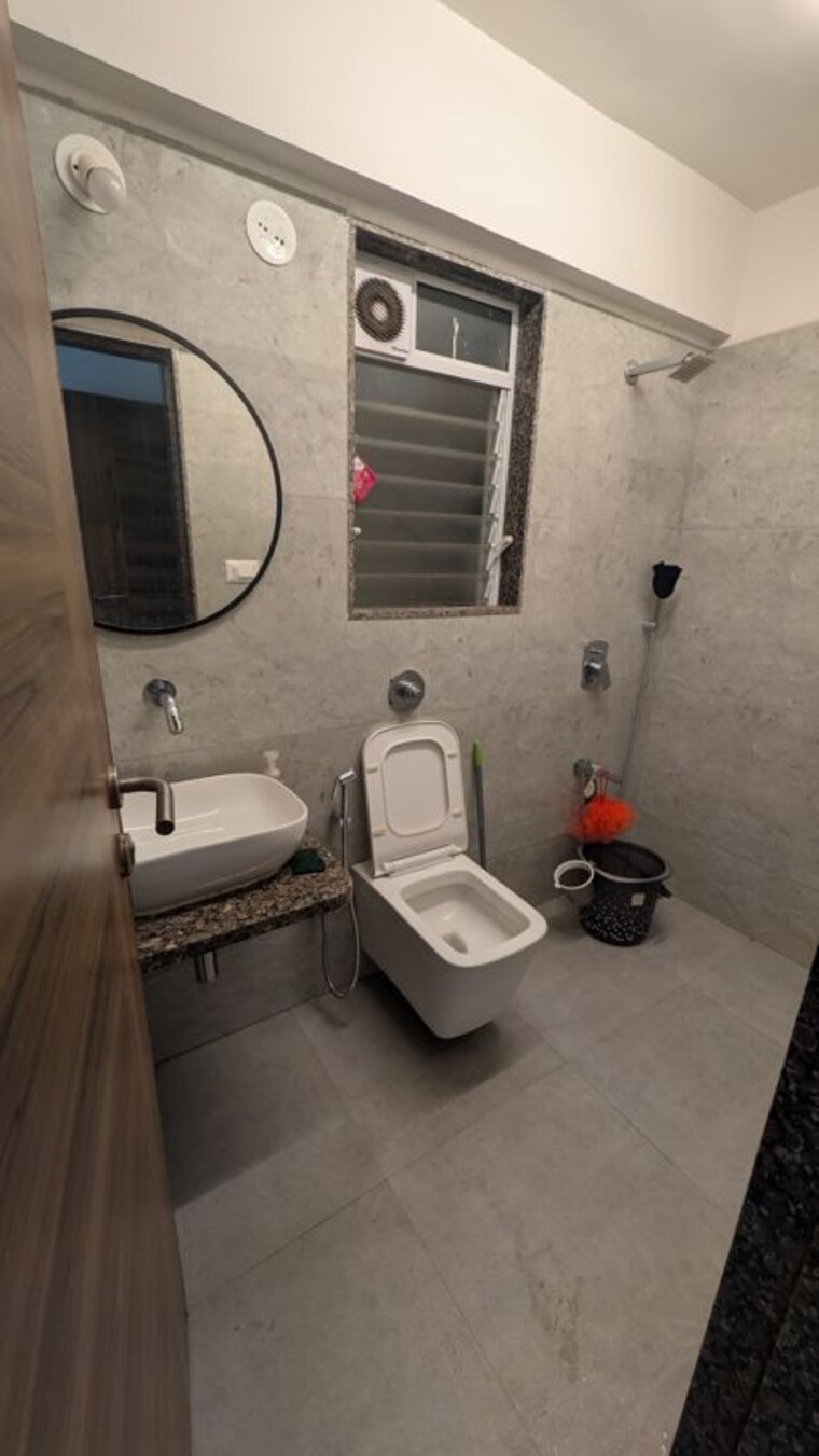 Bathroom, sri-zynergy 2 Bedroom 800 Sq.Ft. Apartment In Suman Nagar Mumbai 10558389