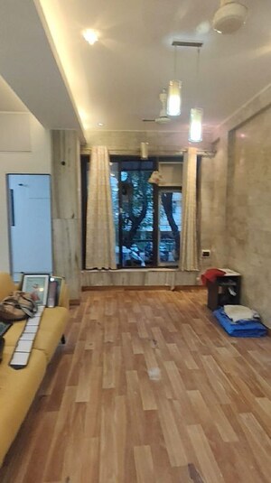 Bedroom in 2 BHK Apartment at Bandra West – for Rent