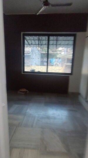 Room in 2 BHK Apartment at Bandra West – for Rent