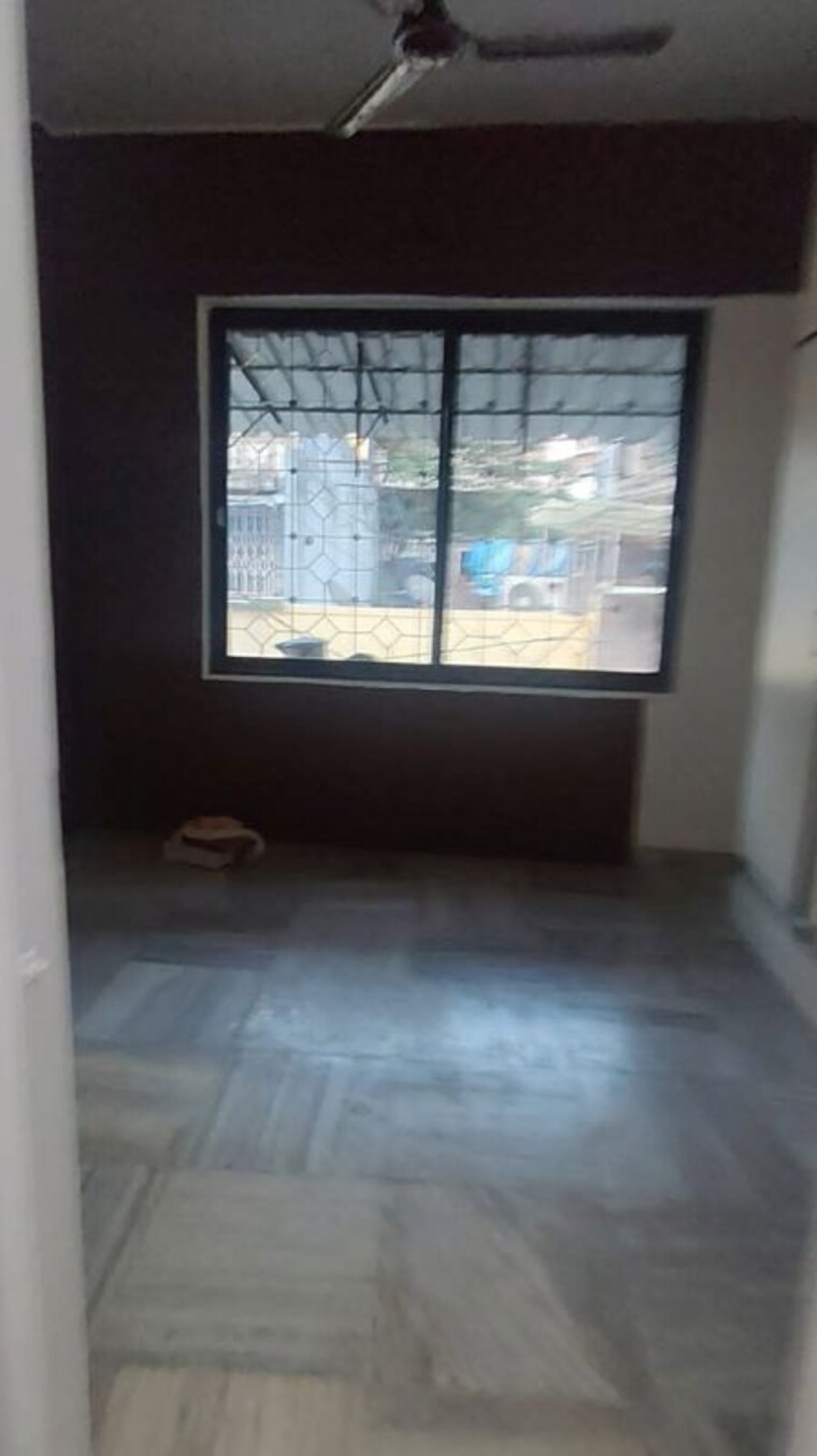 Room, bandra west 2 Bedroom 700 Sq.Ft. Apartment In Bandra West Mumbai 10558393
