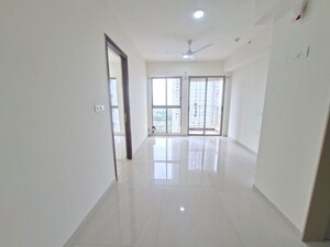 2 BHK Apartment For Rent in Lodha Crown Kolshet, Kolshet Road