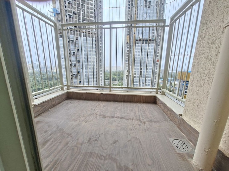 Balcony, lodha-crown-kolshet 2 Bedroom 530 Sq.Ft. Apartment In Kolshet Road Thane 10558383