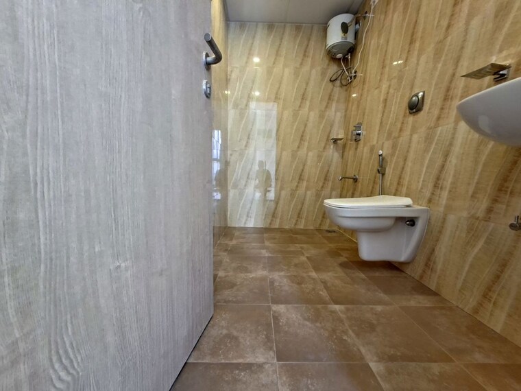 Bathroom, lodha-crown-kolshet 2 Bedroom 530 Sq.Ft. Apartment In Kolshet Road Thane 10558383