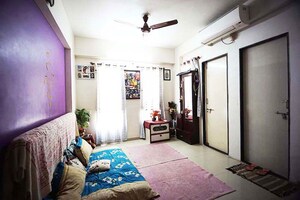 Bedroom in 2 BHK Apartment at Gota – for Sale