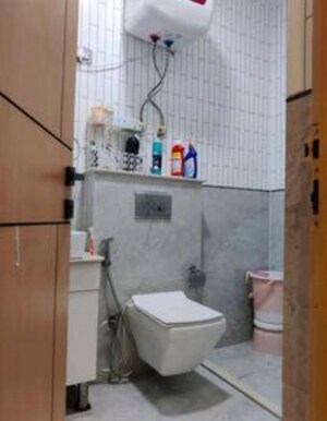 Bathroom in 2 BHK Apartment at Shipra Suncity, Vaibhav Khand – for Sale