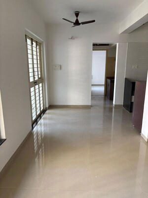 Room in 2 BHK Apartment at Grande View 7 Phase 1, Ambegaon Budruk – for Rent