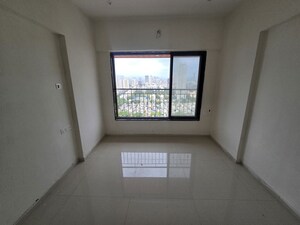 Room in 1 BHK Apartment at Shwetambara CHS, Kandivali West – for Sale