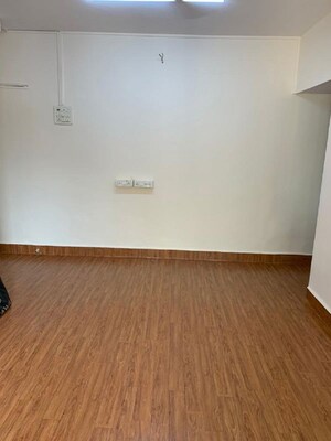 Room in 1 BHK Apartment at Bandra West – for Rent