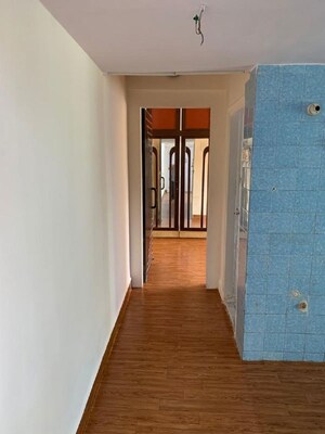  1 BHK Apartment at Bandra West – for Rent