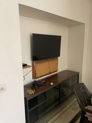 2 BHK Builder Floor For Rent in South Extension I