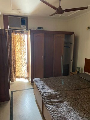 Bedroom in 2 BHK Builder Floor at South Extension I – for Rent