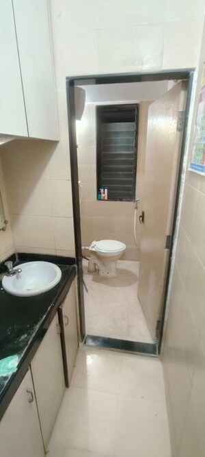 Bathroom in  Pg at Malad East – for Rent