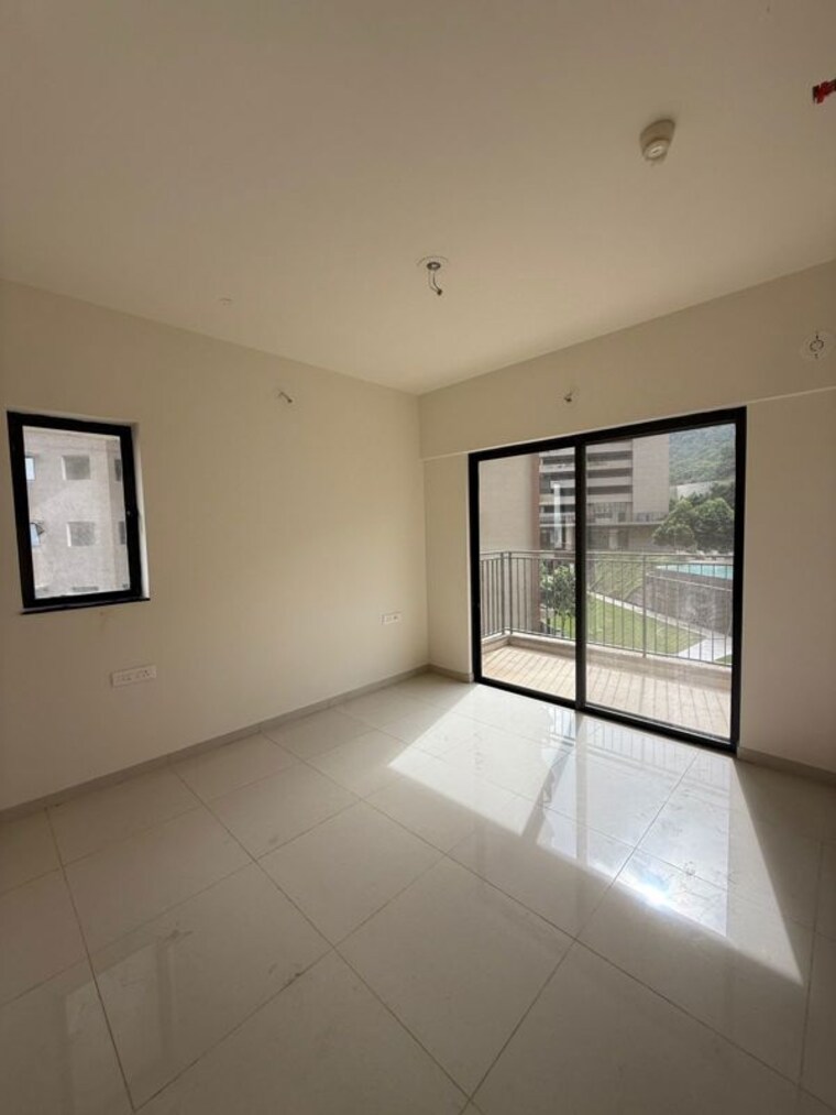 Room, shapoorji-pallonji-vahana-yahavi-phase-1 2.5 Bedroom 980 Sq.Ft. Apartment In Bavdhan Pune 10558512