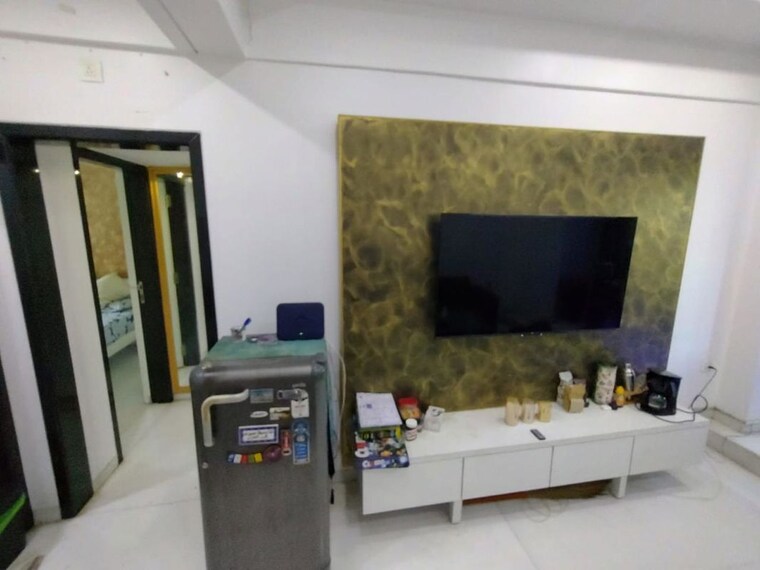 Room, bandra west 2 Bedroom 600 Sq.Ft. Apartment In Bandra West Mumbai 10558513