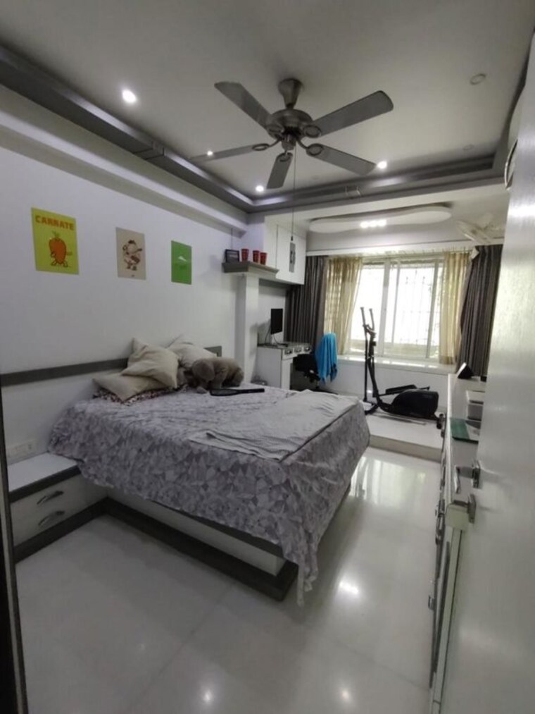 Bedroom, bandra west 2 Bedroom 600 Sq.Ft. Apartment In Bandra West Mumbai 10558513