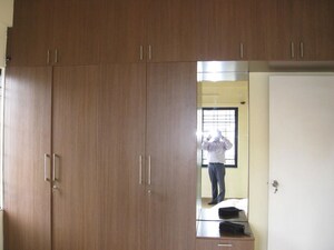 Furnished Amenities in 2 BHK Apartment at Silver Wood Enclave, Kodigehalli – for Rent