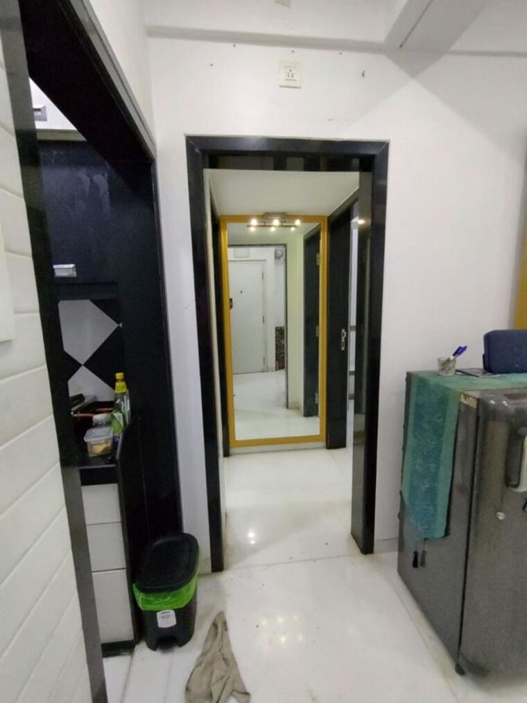 Lobby, bandra west 2 Bedroom 600 Sq.Ft. Apartment In Bandra West Mumbai 10558541