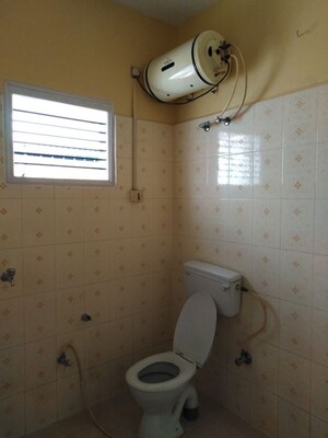 Bathroom in 1 BHK Independent House at Rt Nagar – for Rent