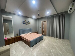 3 BHK Builder Floor For Rent in Sector 109